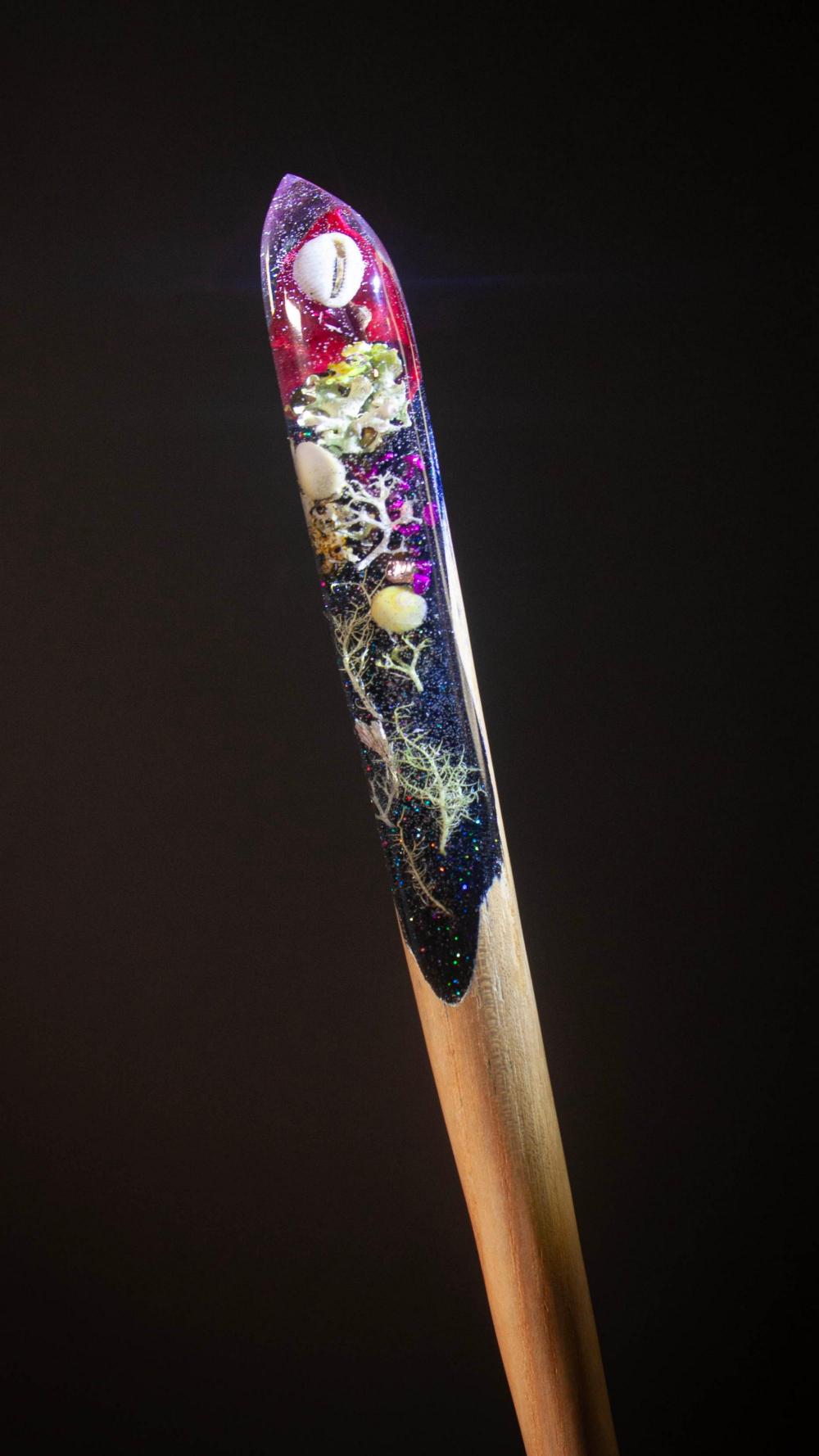 RED LEAF - HAIR STICK
