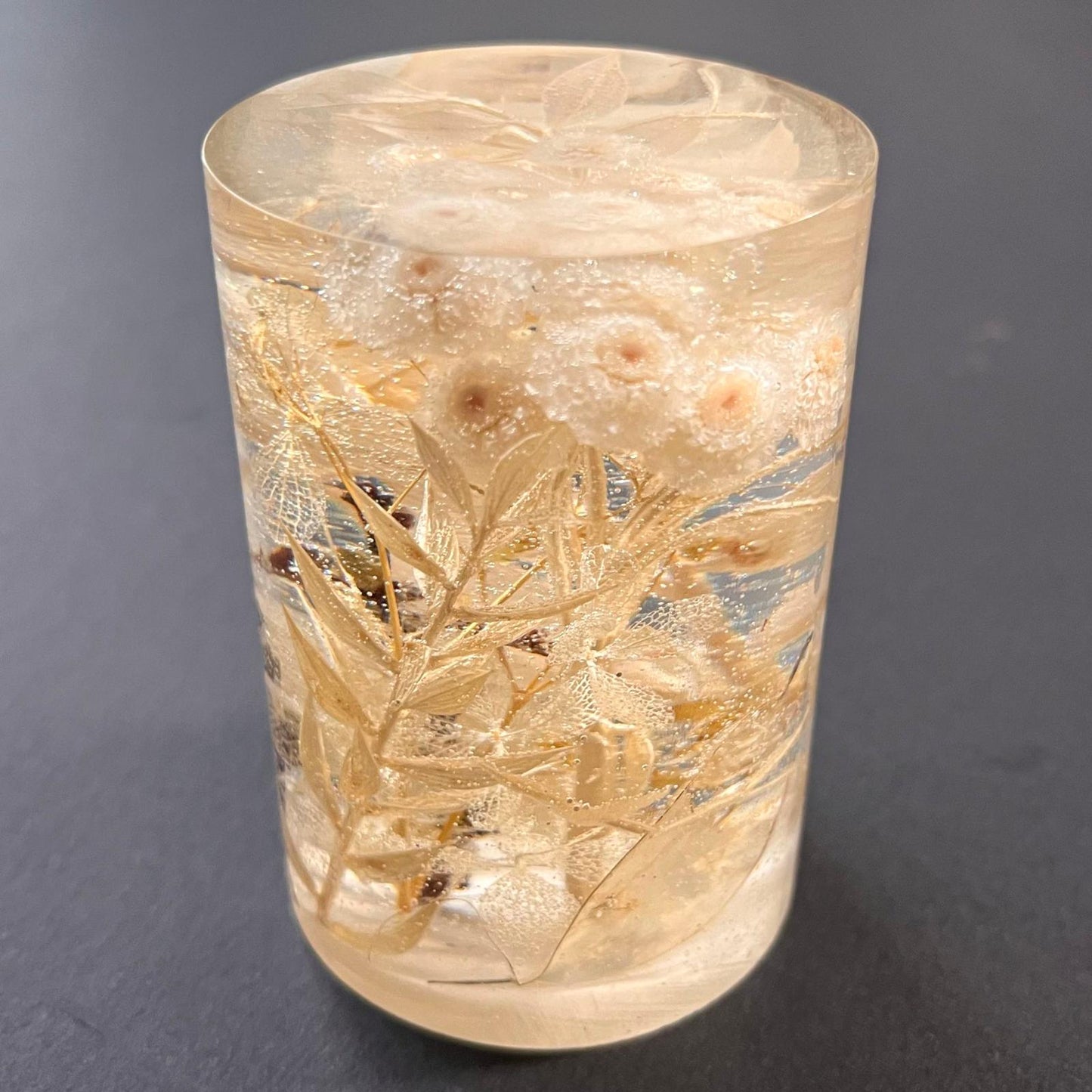 FLORAL RESIN LIGHT