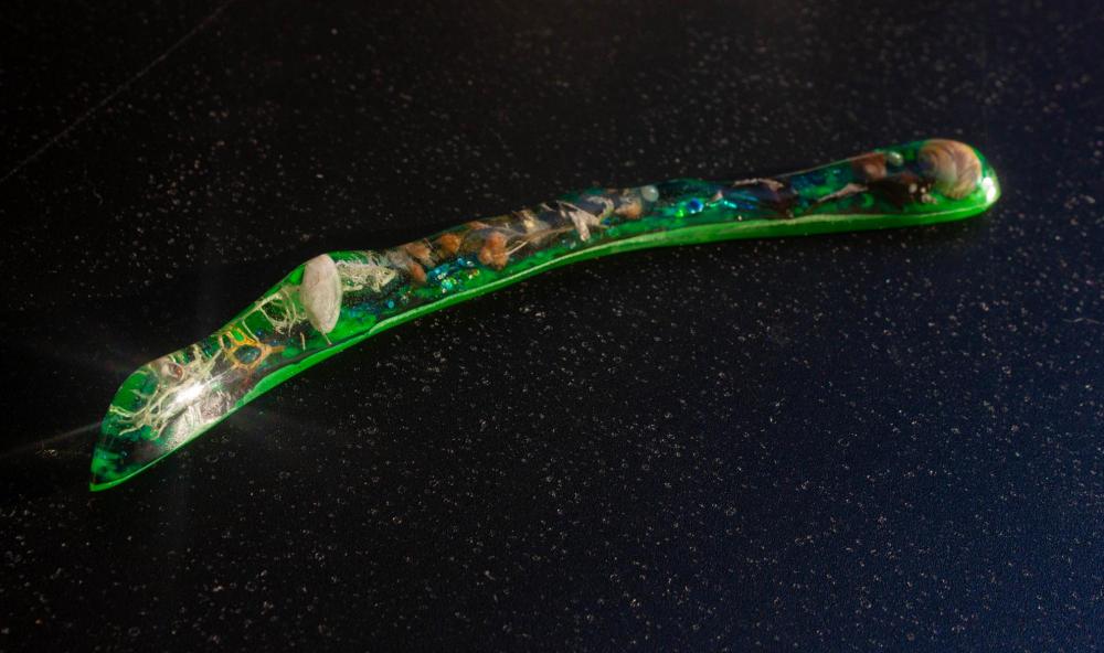 GARDEN POND - HAIR STICK