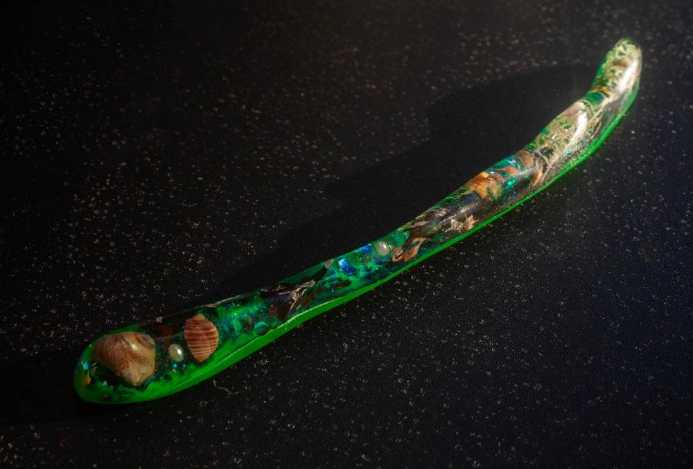 GARDEN POND - HAIR STICK