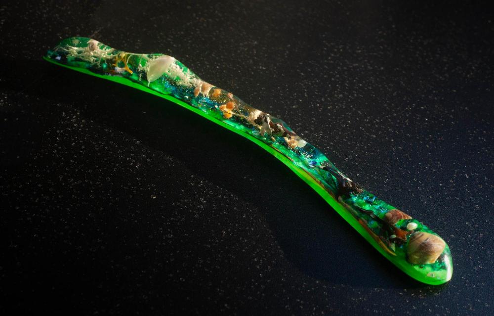 GARDEN POND - HAIR STICK