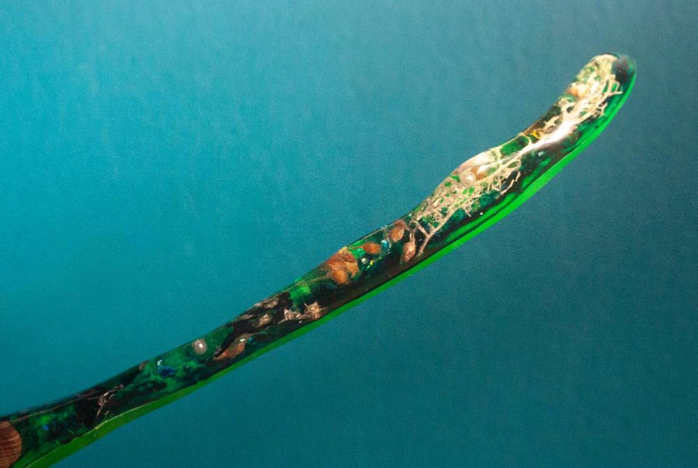 GARDEN POND - HAIR STICK