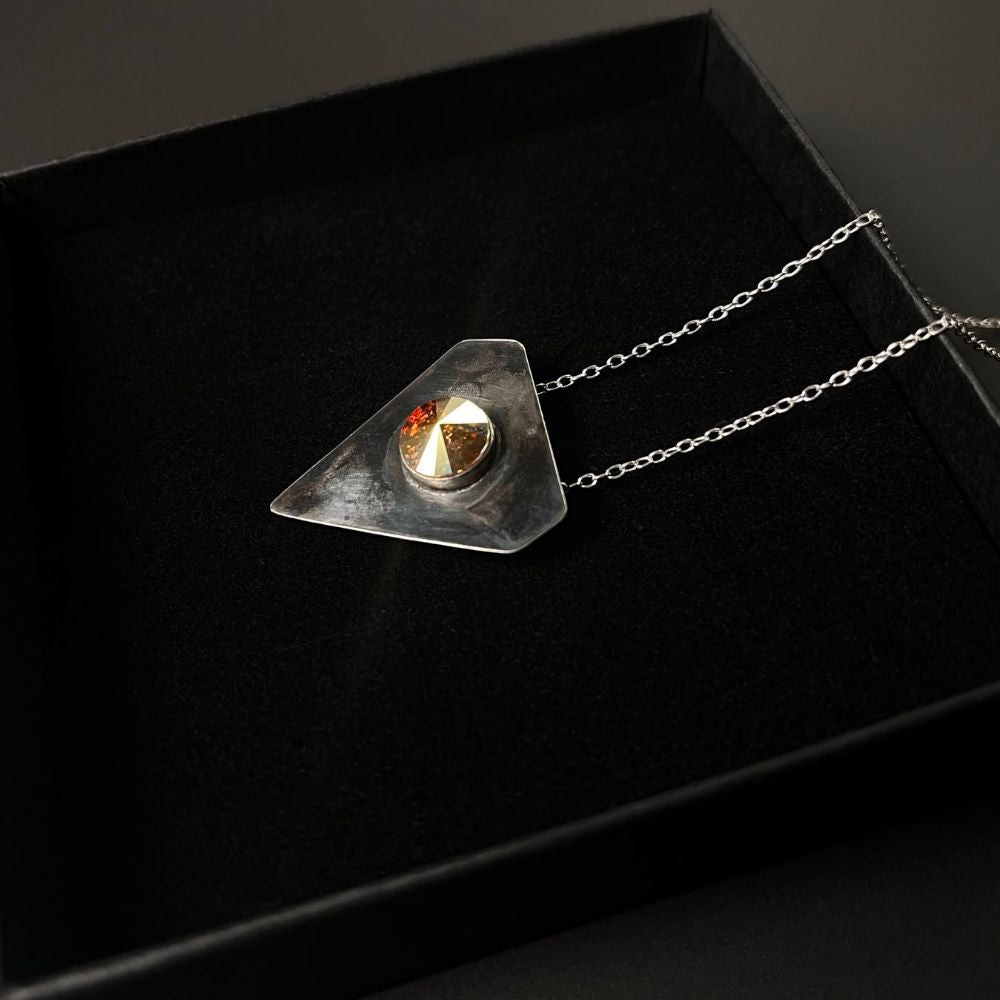 GEOMETRIC SILVER NECKLACE