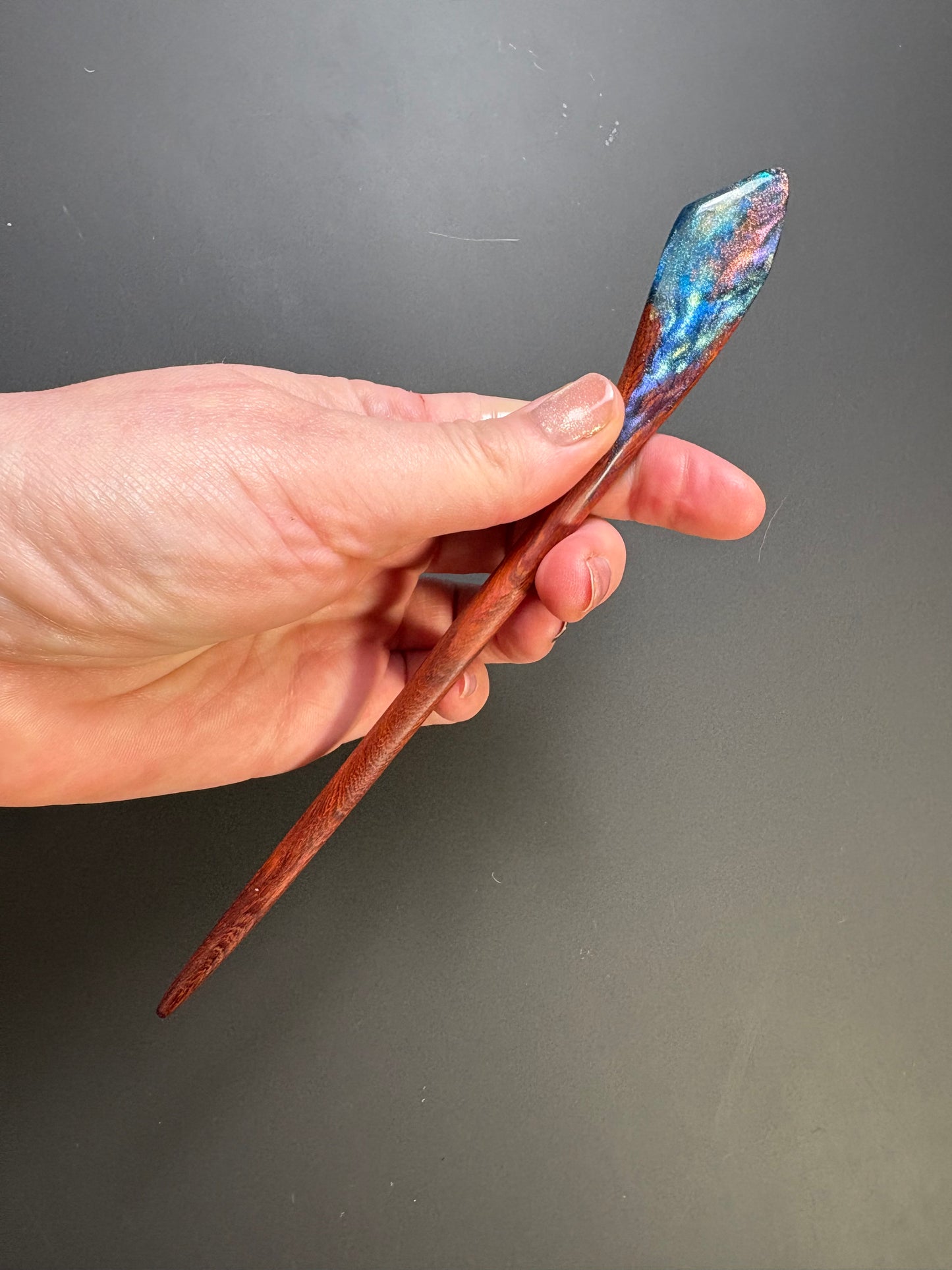 SHIMMERING WAVES - HAIR STICK