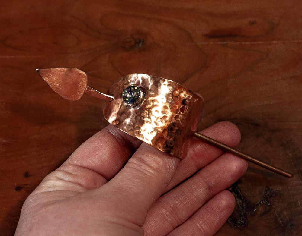 COPPER AND CRYSTAL HAIR SLIDE